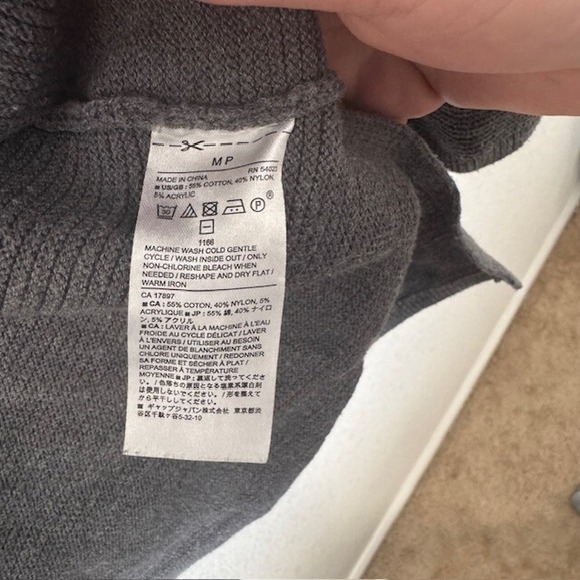 Banana Republic Petite Cardigan Long Sleeve Knit Gray M - Picture 3 of 7